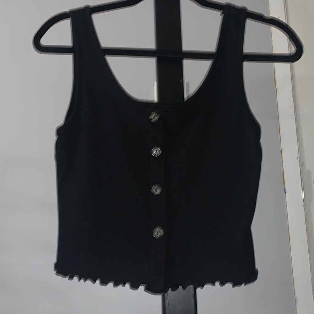 Cute black top